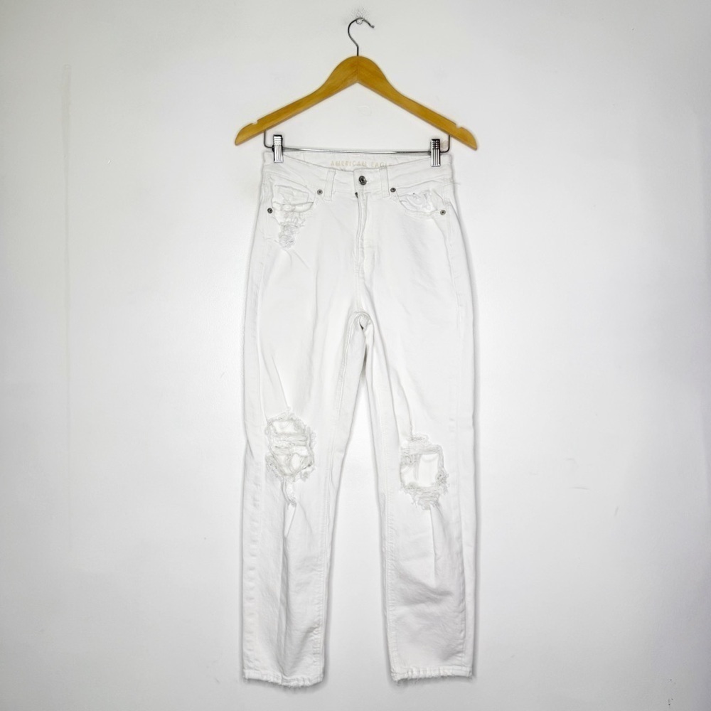 American Eagle White Mom Straight Distressed Women Jeans Size 4 Stretch